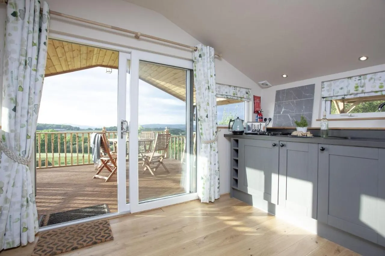 Windsor Lodge, Huntsland Farm Lodges United Kingdom